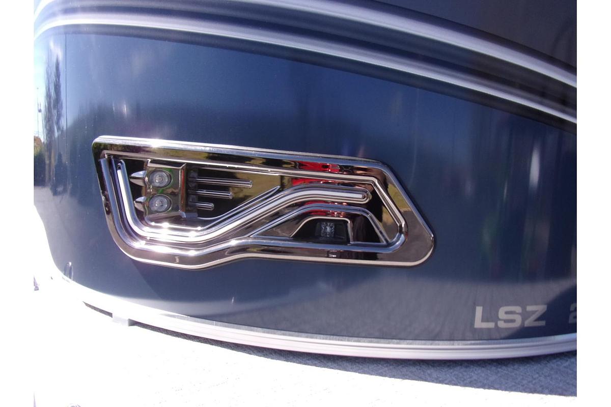 2025 Avalon 25 LSZ Quad Lounger Shift triple log with Mercury 250 Pro XS 4-stroke