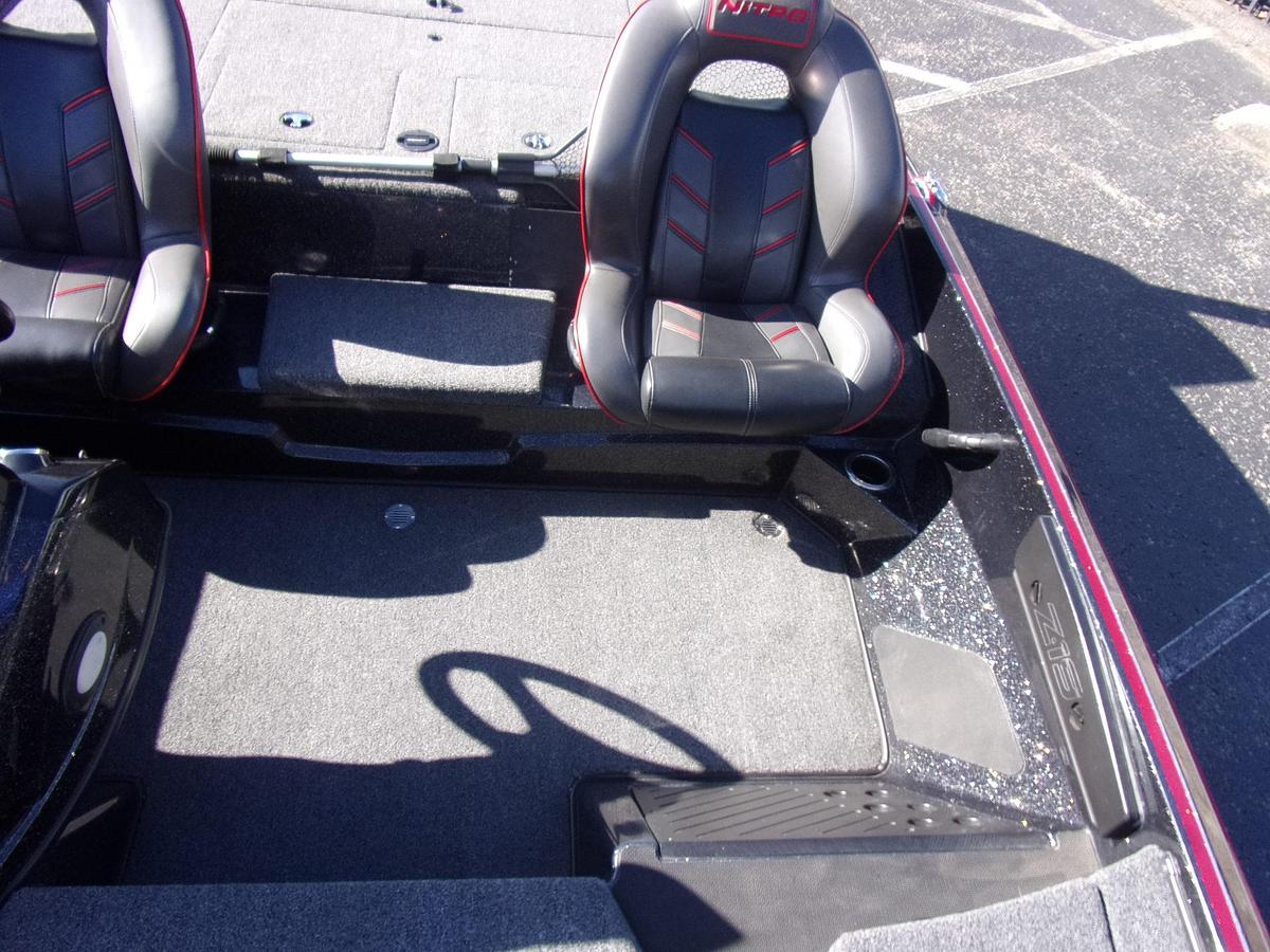 Used 2019 Nitro Z 19 with 200 4-stroke, Spot Lock, 10' Blades, 3 H'Bird units