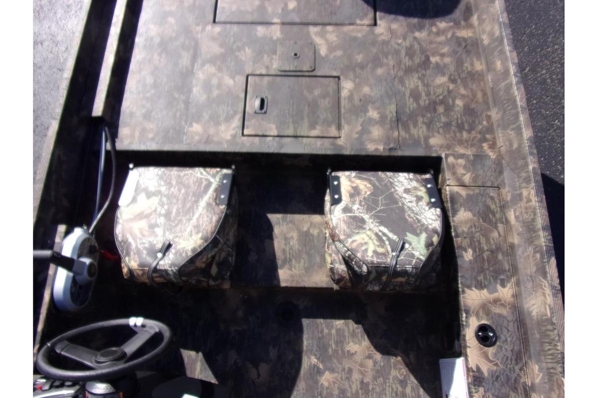 2025 Crestliner 1700 Storm jet drive