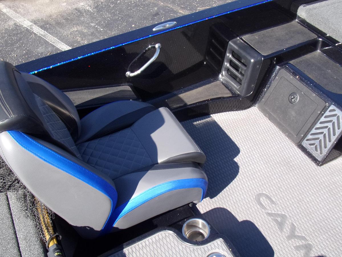 Used 2022 Caymas CX 21 with Mercury 250 L Pro XS