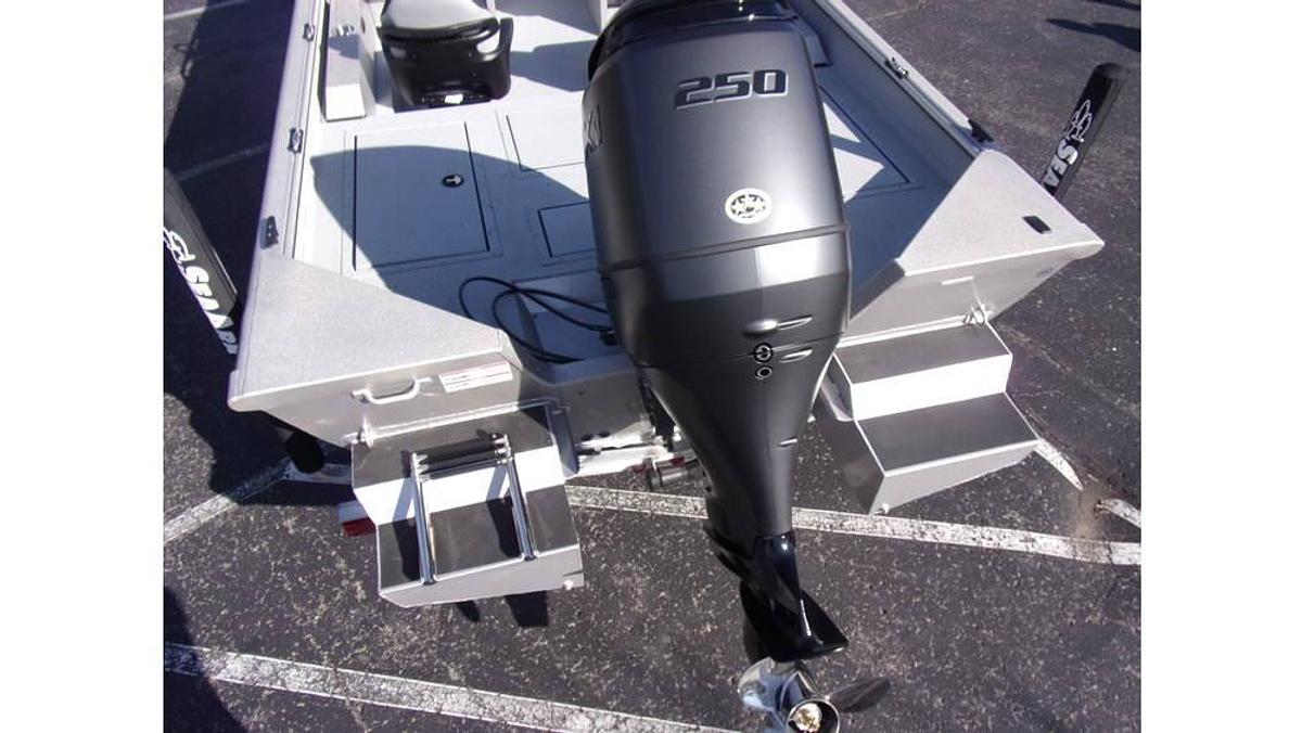 2026 SeaArk Big Easy with a Suzuki DF 250 SS