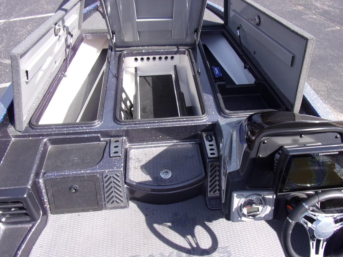 Used 2022 Caymas CX 2o Pro with Mercury 250 L Pro XS