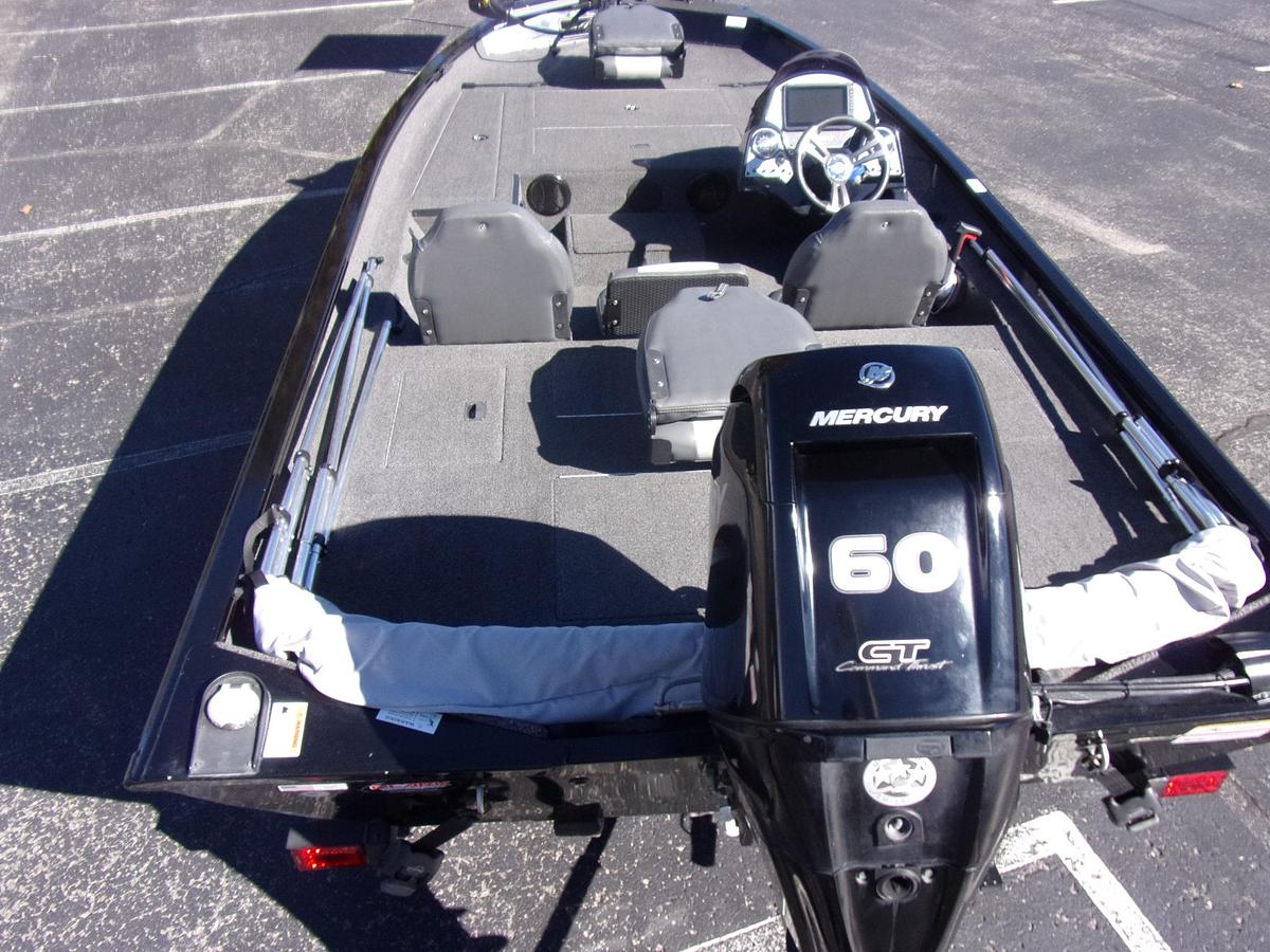 Used 2021 Lowe 175 C Stinger with Mercury 60 CT and engine warrnanty until Feb. 2029