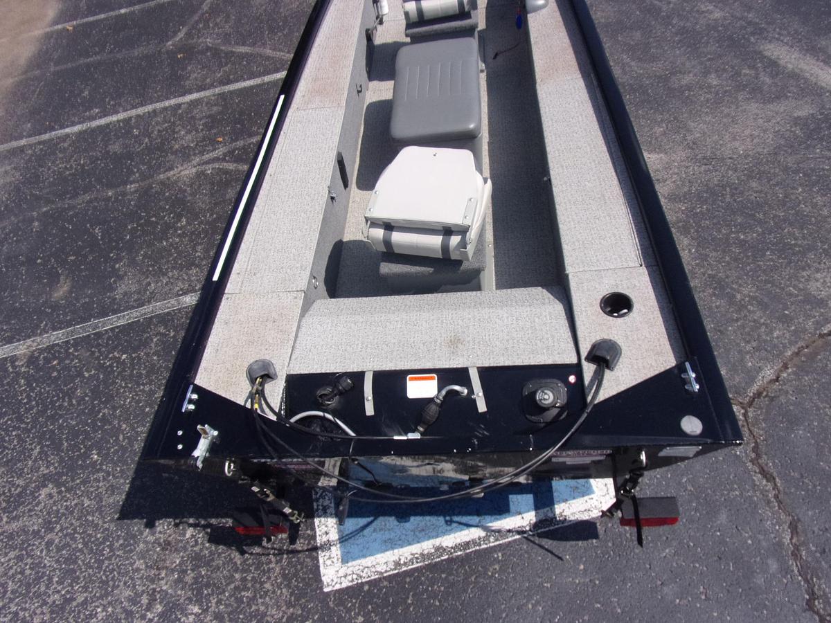Used 2020 Tracker Panfish 16