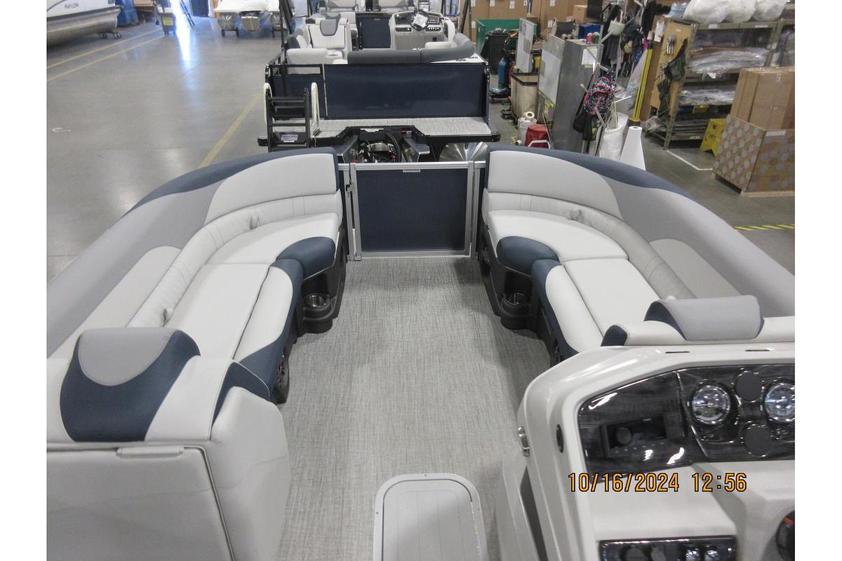 2025 Avalon 25 LSZ Quad Lounger Shift triple log with Mercury 250 Pro XS 4-stroke