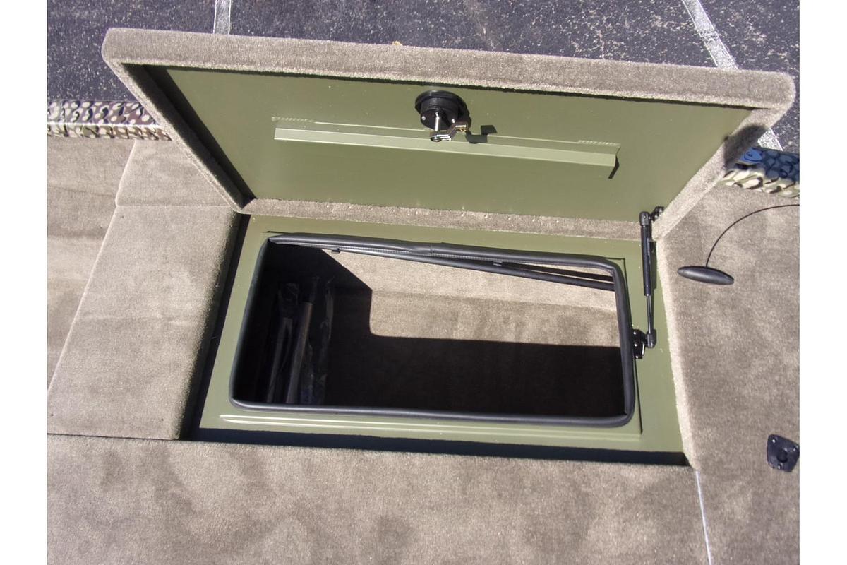 2026 Vexus AVX 1880 with Hex Vex camo