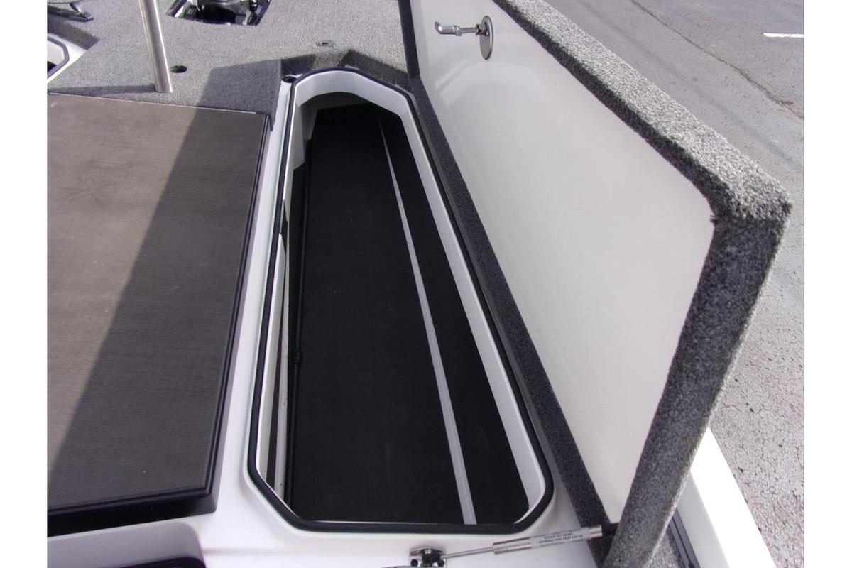 2020 Vexus Vexus VX20 with only 30 HOURS!