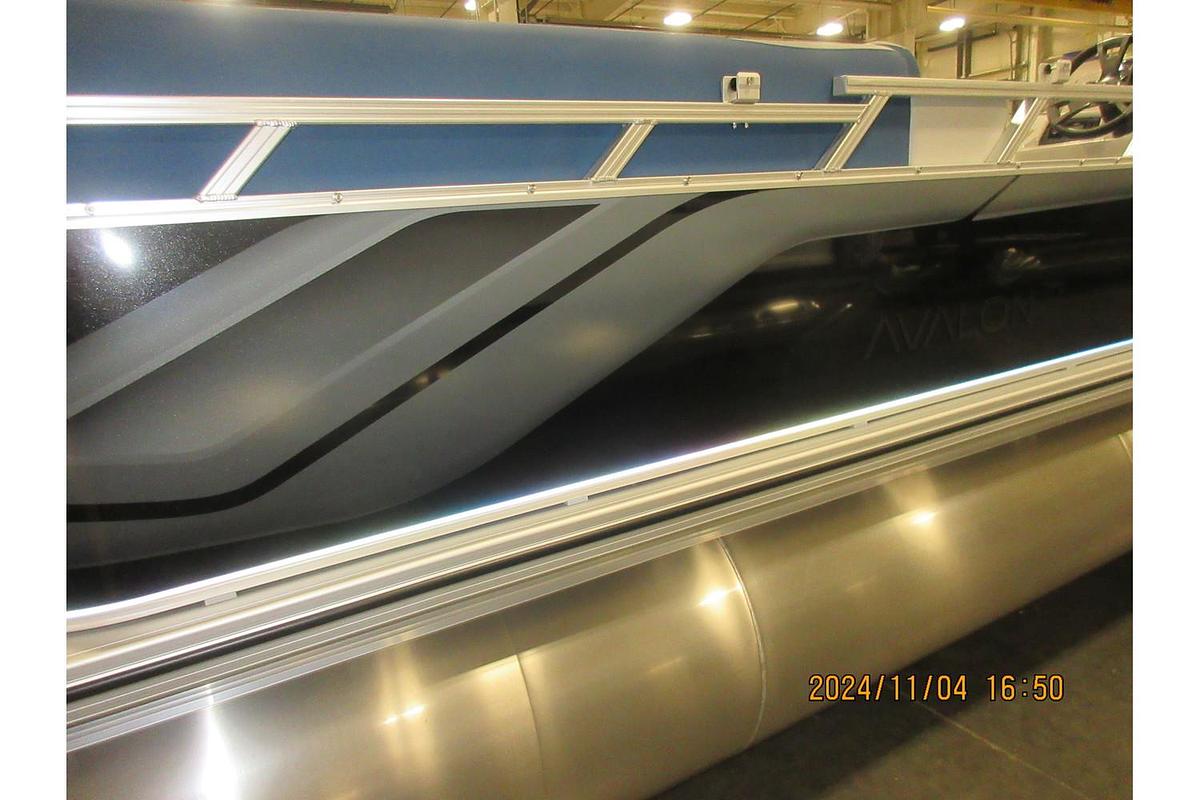 2025 Avalon Venture 85 Quad triple log with trailer