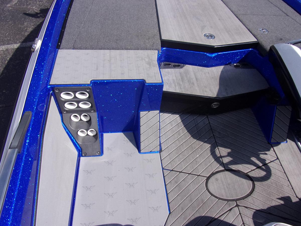 Used 2022 Vexus VX 21