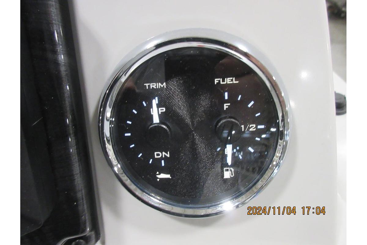 2025 Avalon Venture 85 Quad triple log with trailer