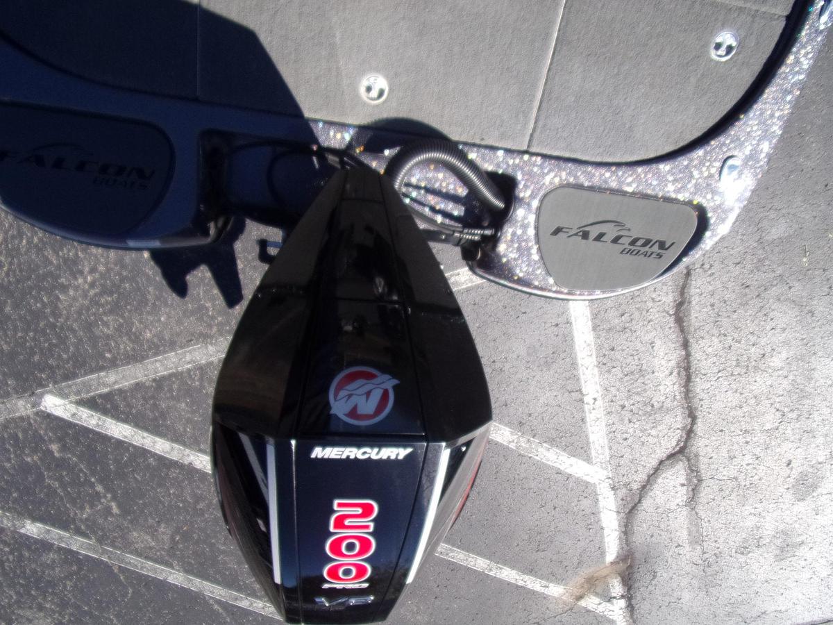 Used 2019 Falcon F 195 with 2024 Mercury 200 Pro XS w/27 hours and Platinum warranty until 2030