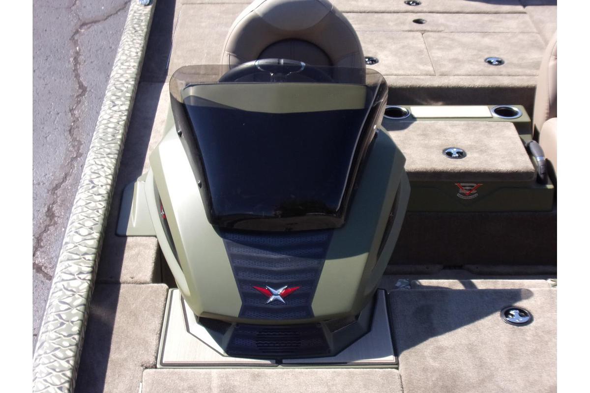 2026 Vexus AVX 1880 with Hex Vex camo