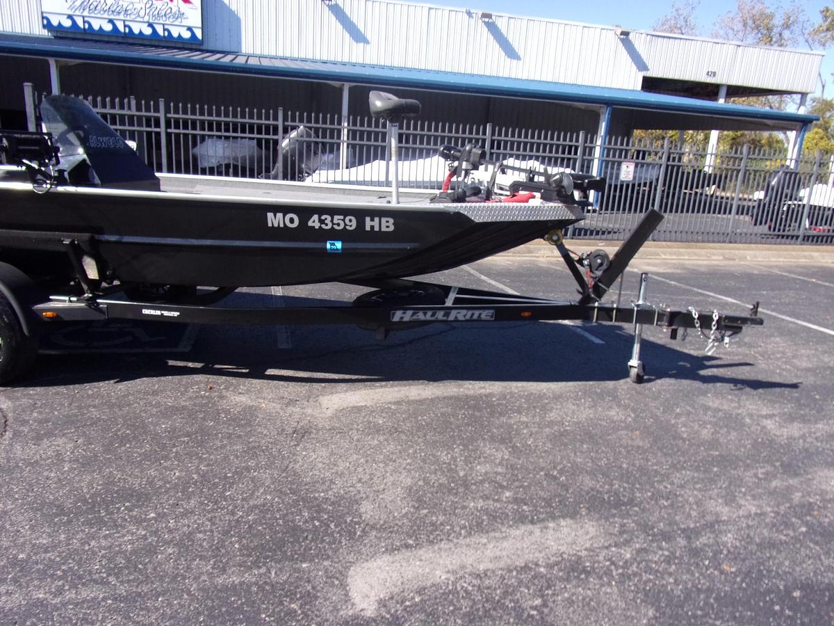 Used 2023 Alweld 1860 VV FC with Mercury 150 Pro XS Jet with warranty and MinnKota Ultrex