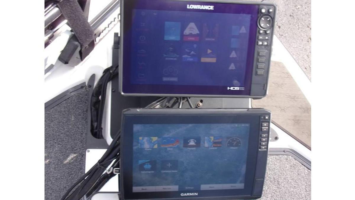 Used 2020 Vexus VX20 with only 30 HOURS!