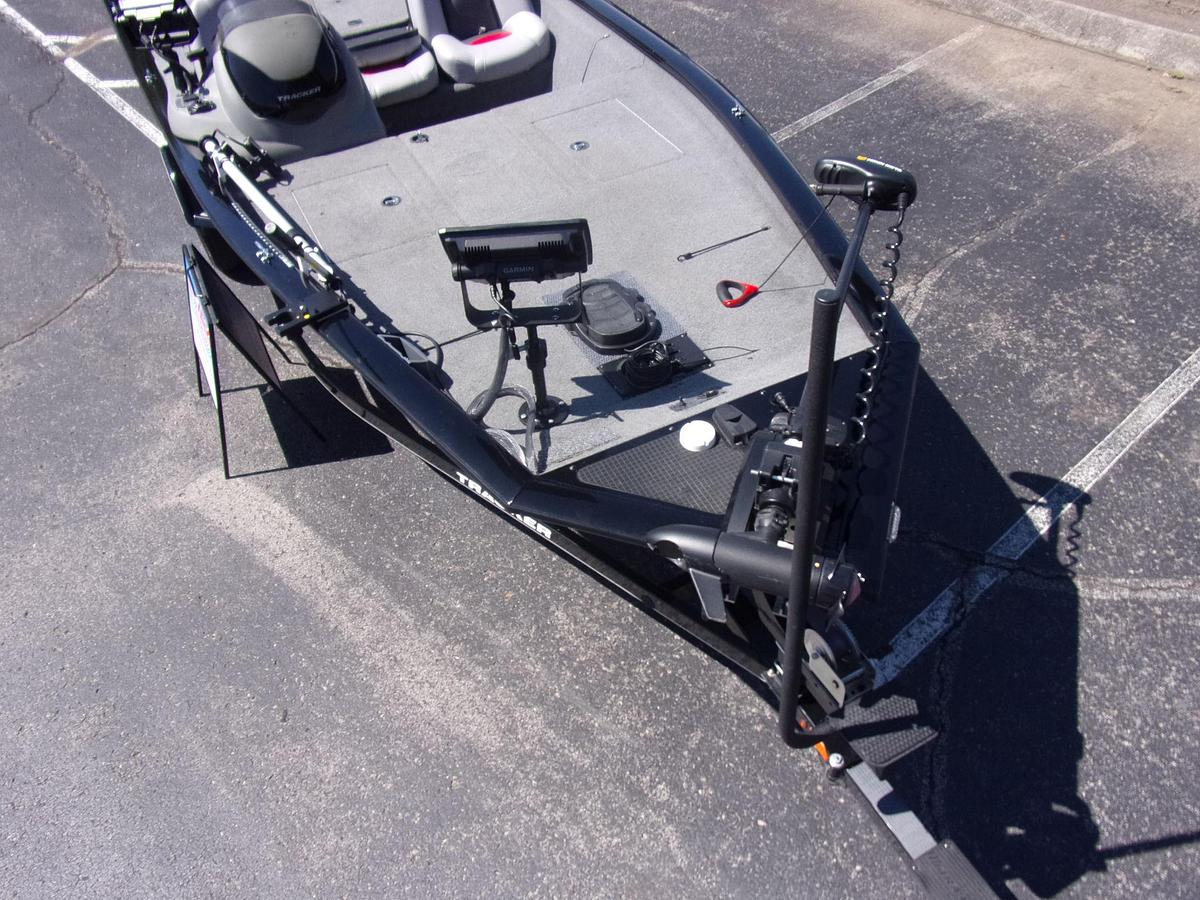 Used 2016 Tracker 175 TXW