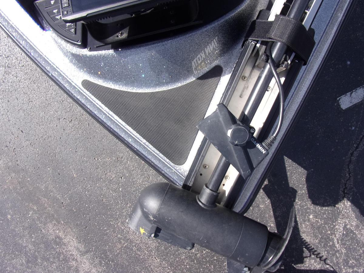 Used 2022 Caymas CX 2o Pro with Mercury 250 L Pro XS