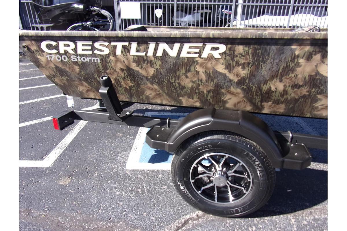 2025 Crestliner 1700 Storm jet drive