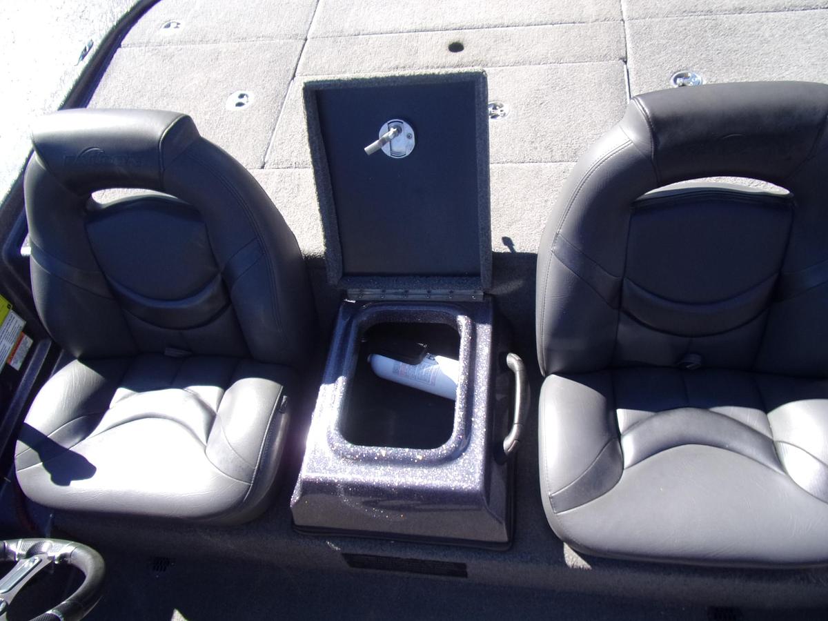 Used 2019 Falcon F 195 with 2024 Mercury 200 Pro XS w/27 hours and Platinum warranty until 2030