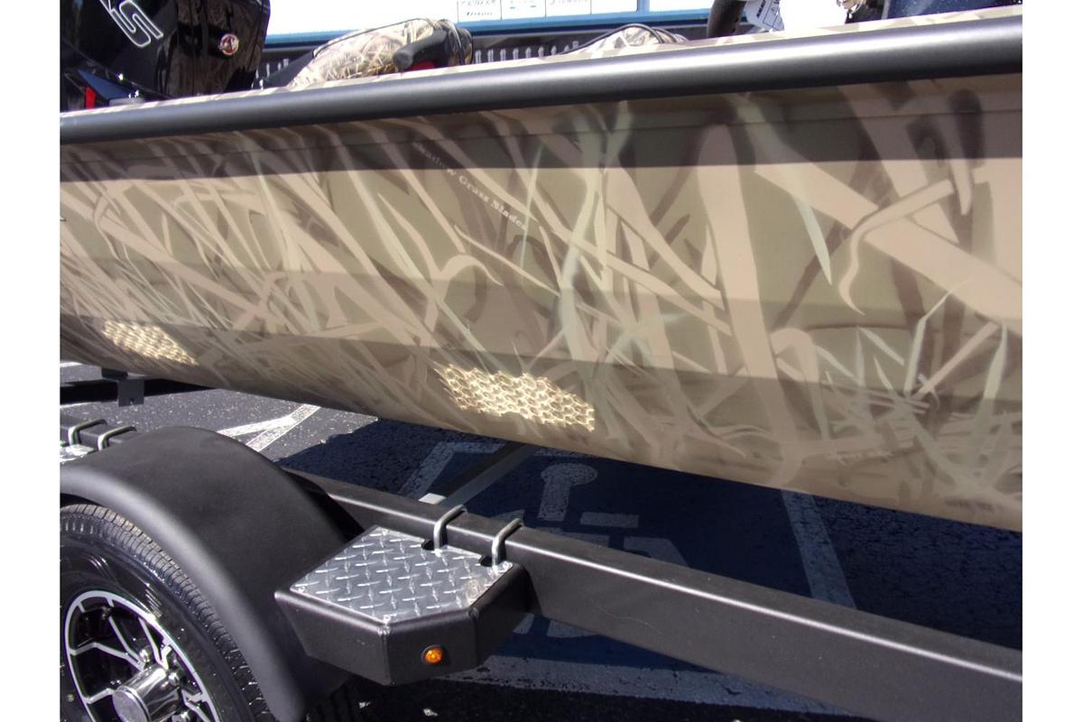 2025 Crestliner XF 189