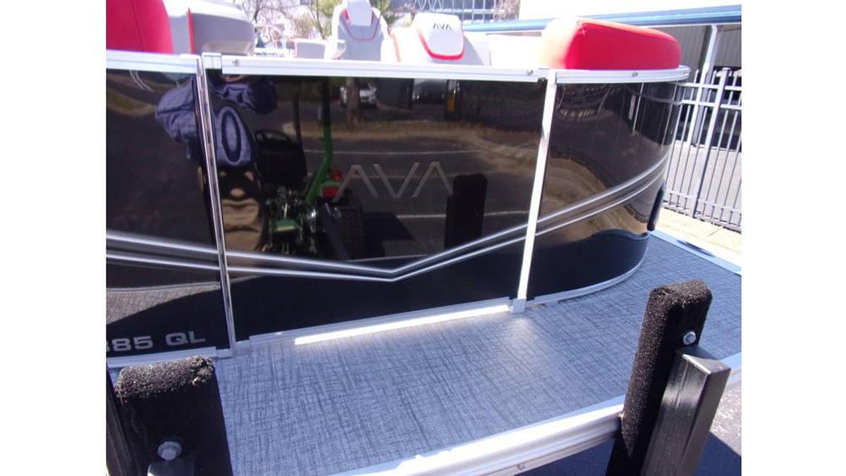 2025 Avalon 23' LSZ Quad Lounger triple log with Suzuki DF 250