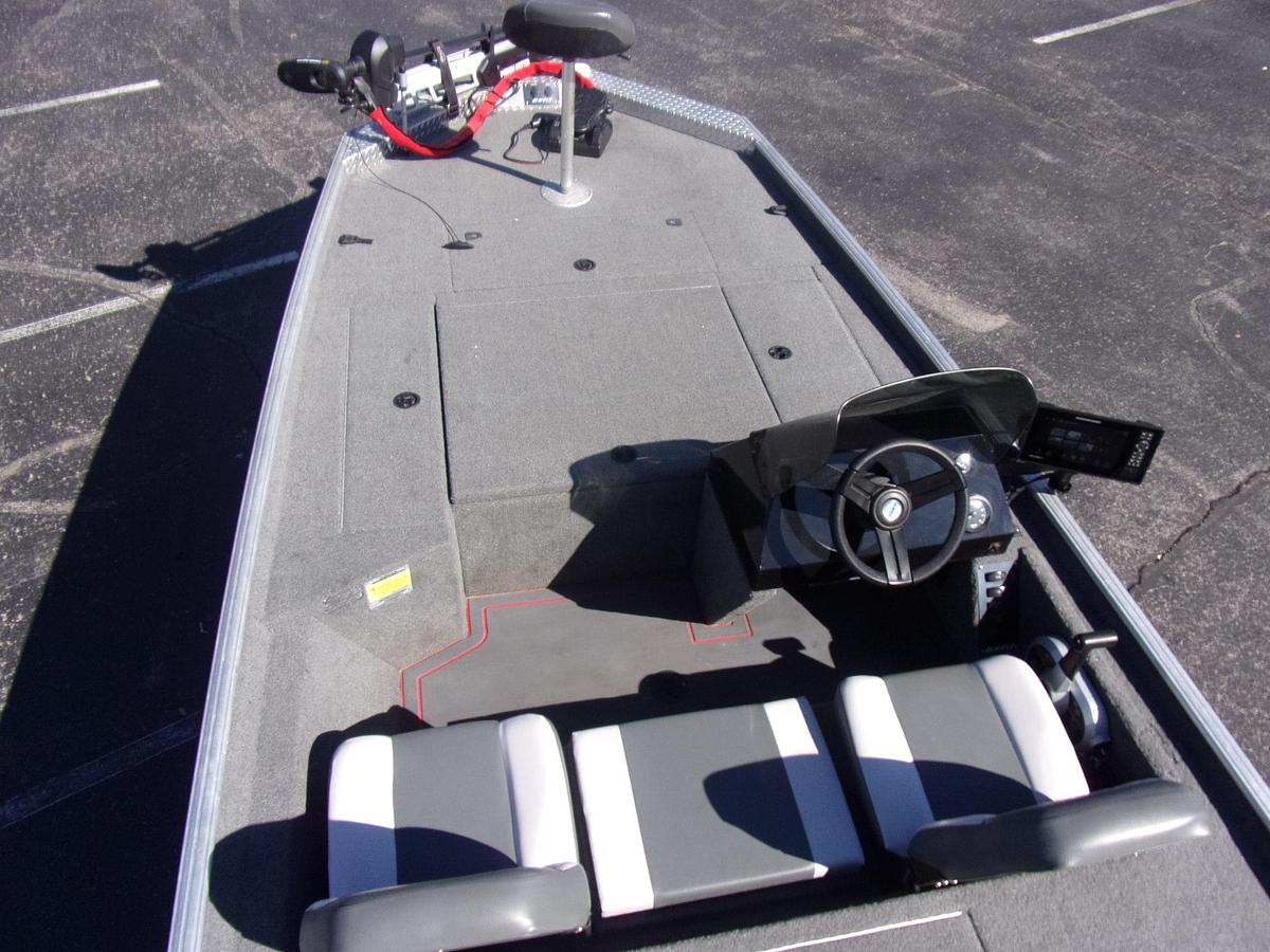 Used 2023 Alweld 1860 VV FC with Mercury 150 Pro XS Jet with warranty and MinnKota Ultrex