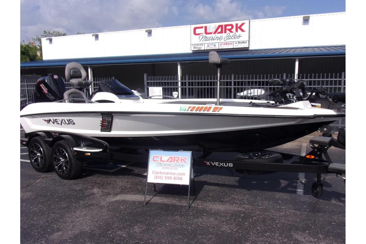 2020 Vexus Vexus VX20 with only 30 HOURS!