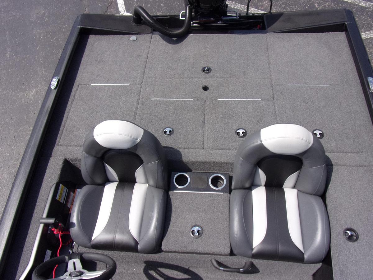 Used 2022 Vexus AVX 189 C