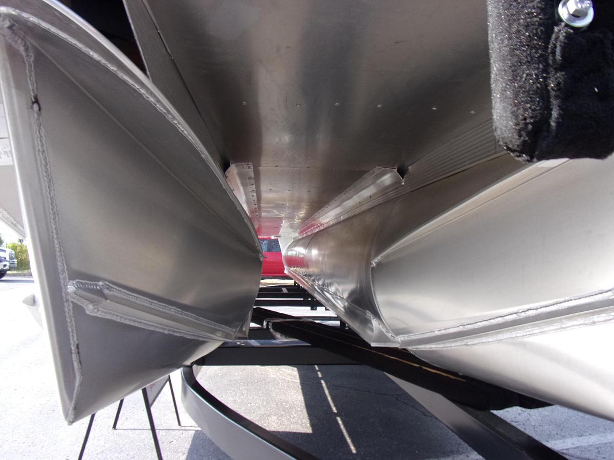 2026 Avalon Venture 85 Quad triple log with trailer