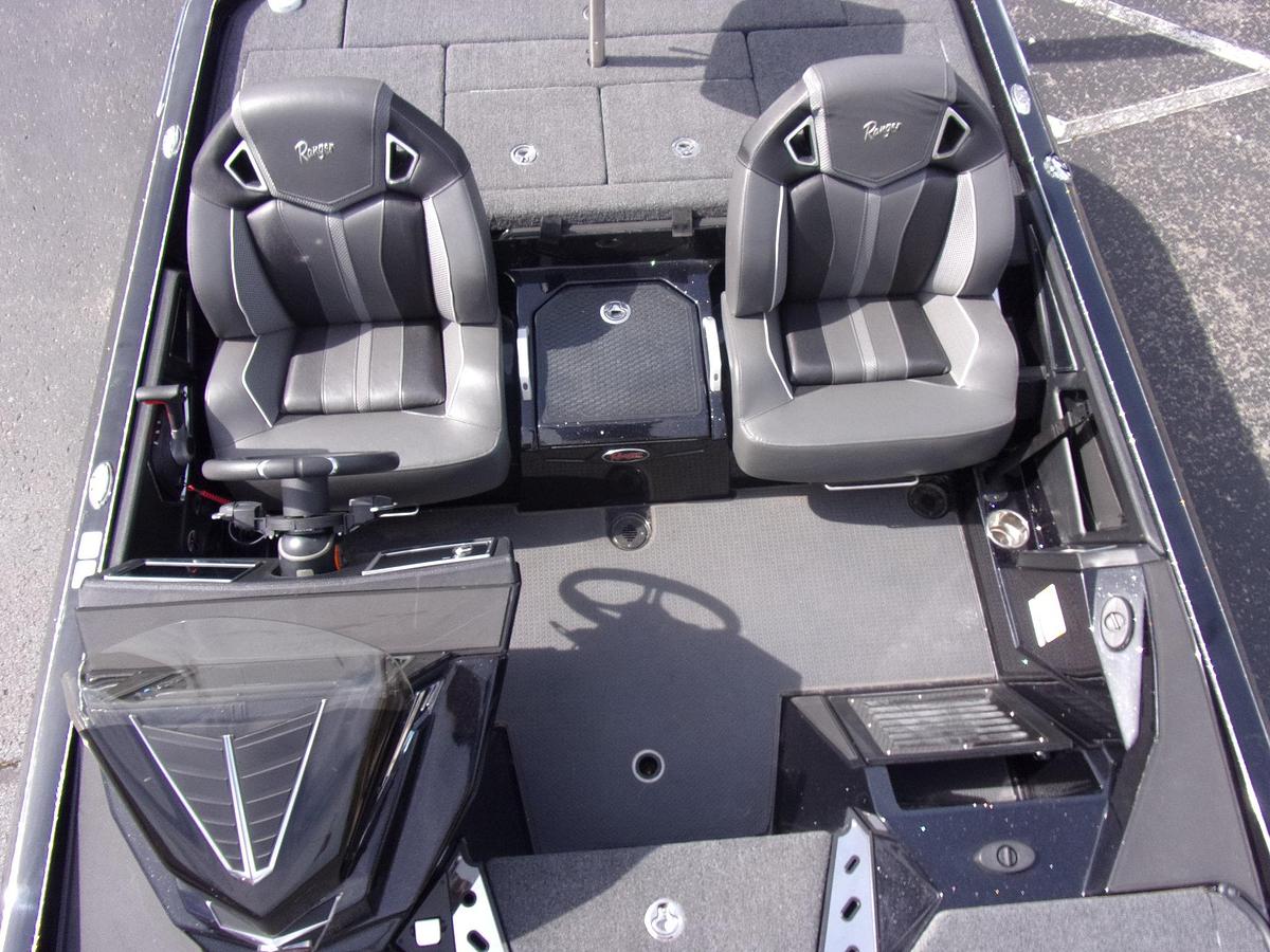 Used 2024 Ranger Z 521 R Ranger Cup with POINT 1 engine hour (not 1 hr - point 1 hr)!