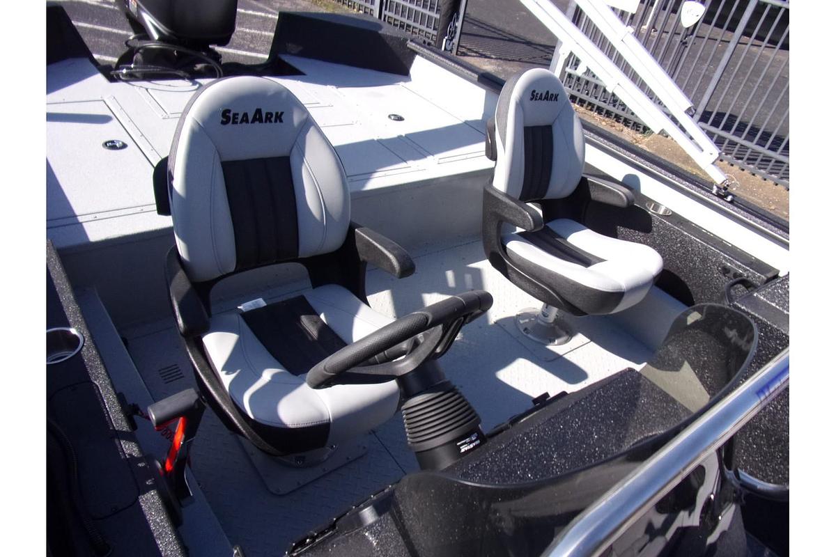 2025 SeaArk Big Easy