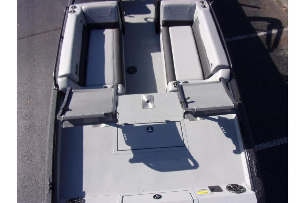 2025 SeaArk Big Easy