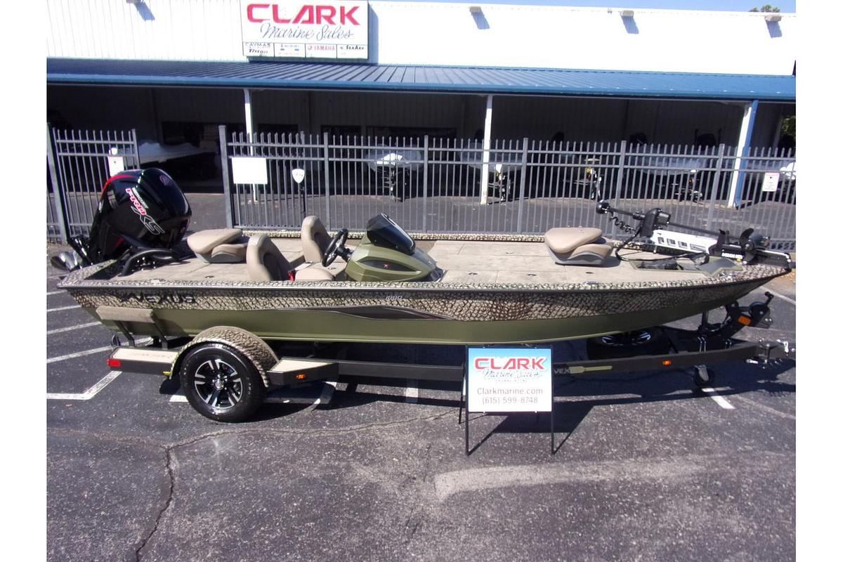 2026 Vexus AVX 1880 with Hex Vex camo