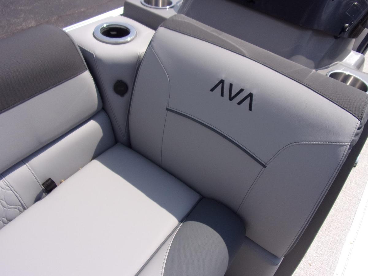 2026 Avalon Venture 85 Quad triple log with trailer