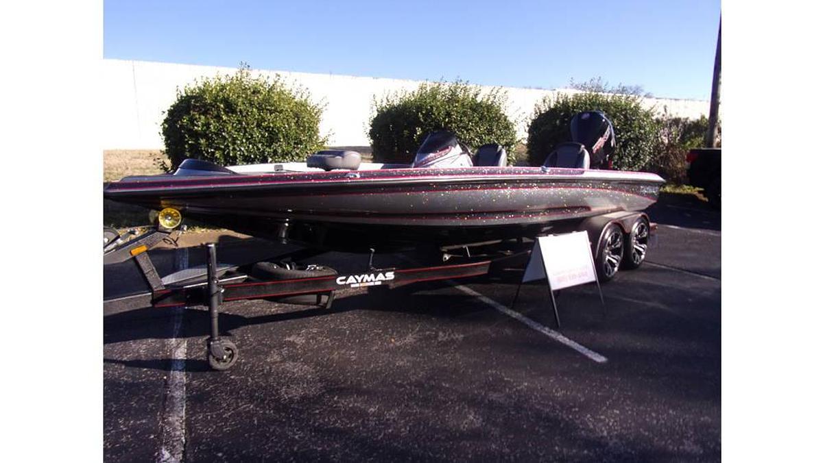 Used 2022 Caymas CX 21