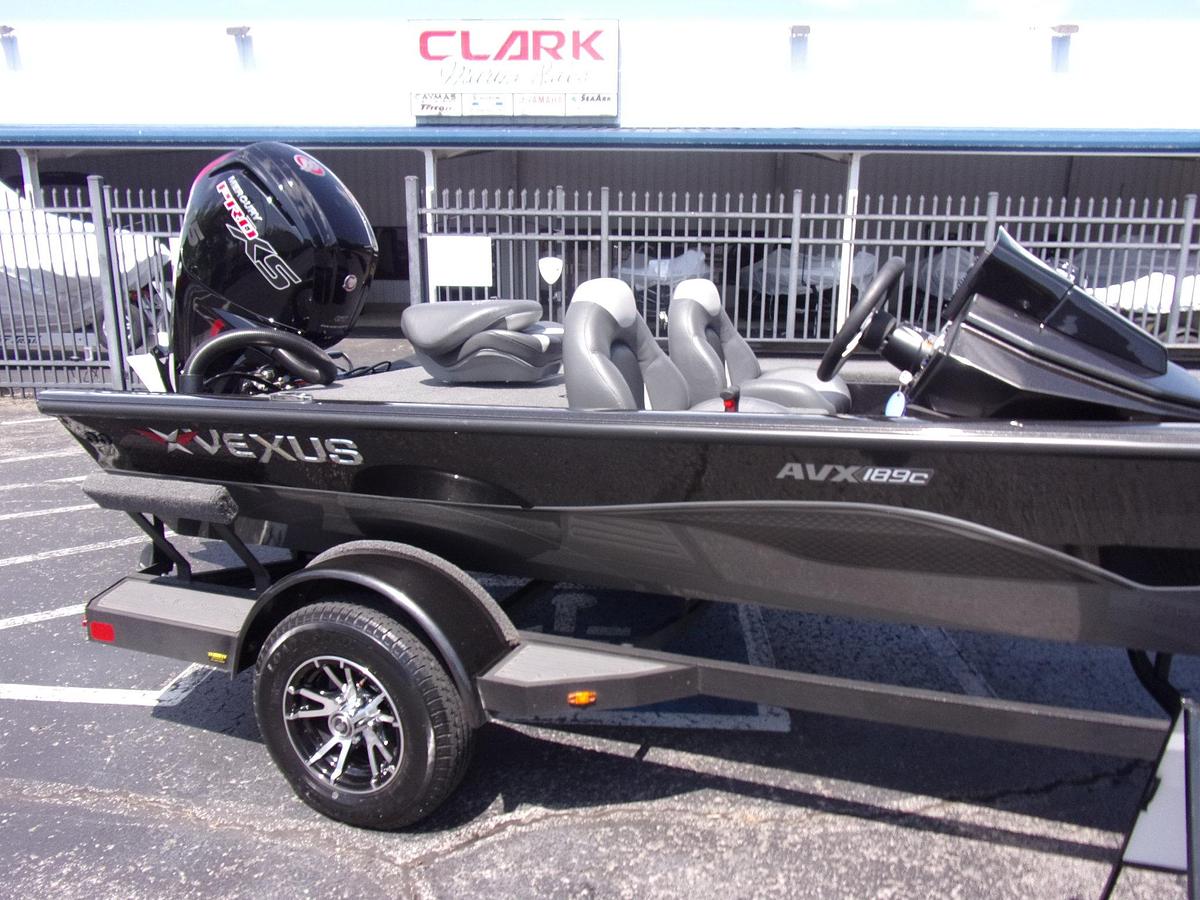 Used 2022 Vexus AVX 189 C