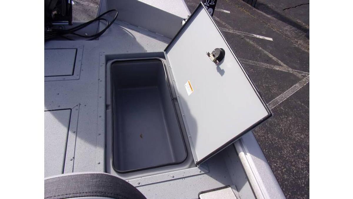 2026 SeaArk Big Easy with a Suzuki DF 250 SS