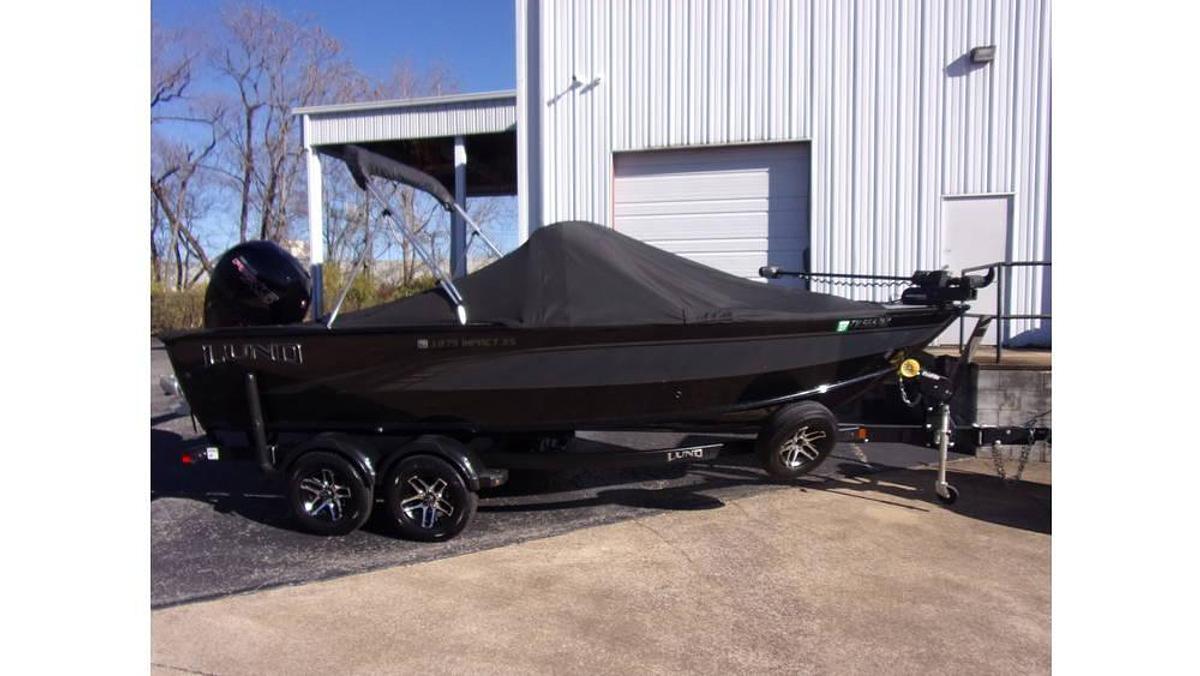 Used 2023 Lund 1875 Impact XS