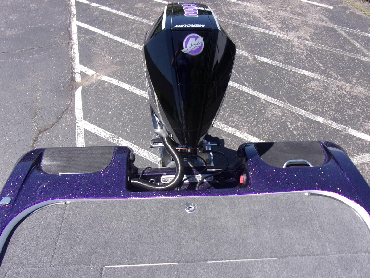 2027 Caymas CX 20 Pro with Mercury 250 L Pro XS