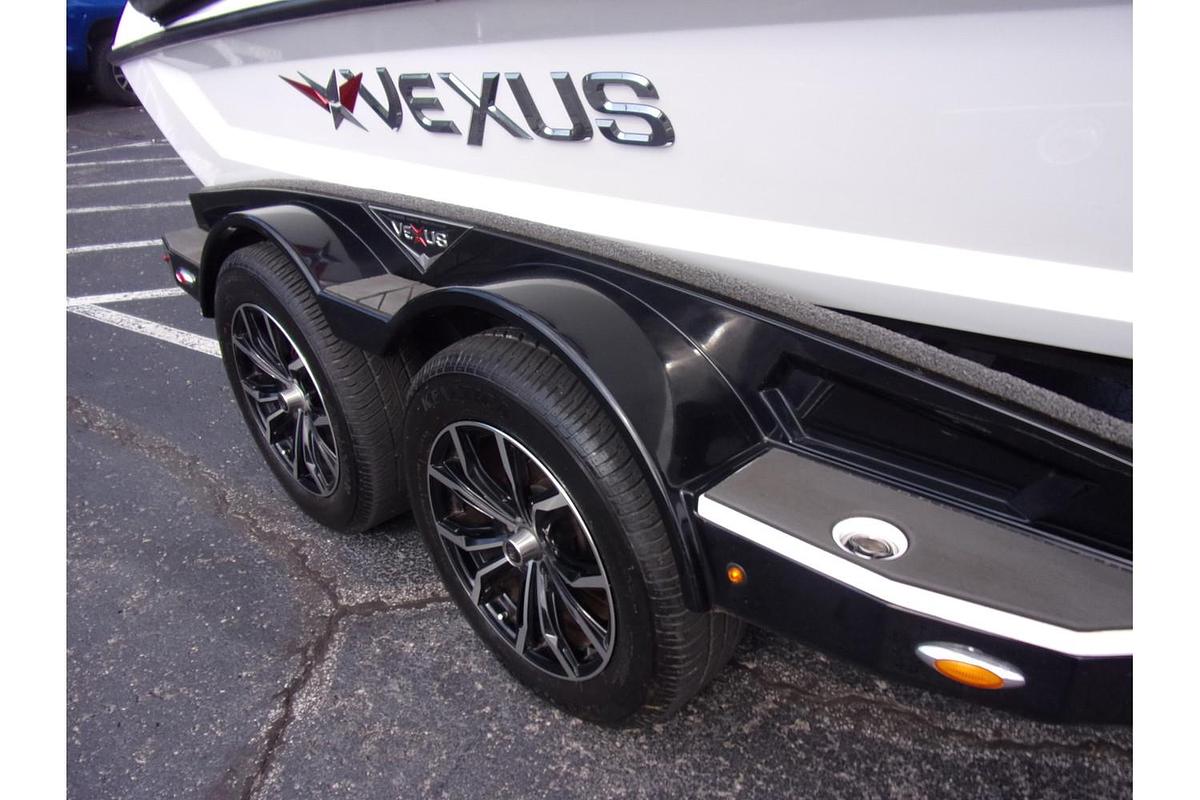 2020 Vexus Vexus VX20 with only 30 HOURS!