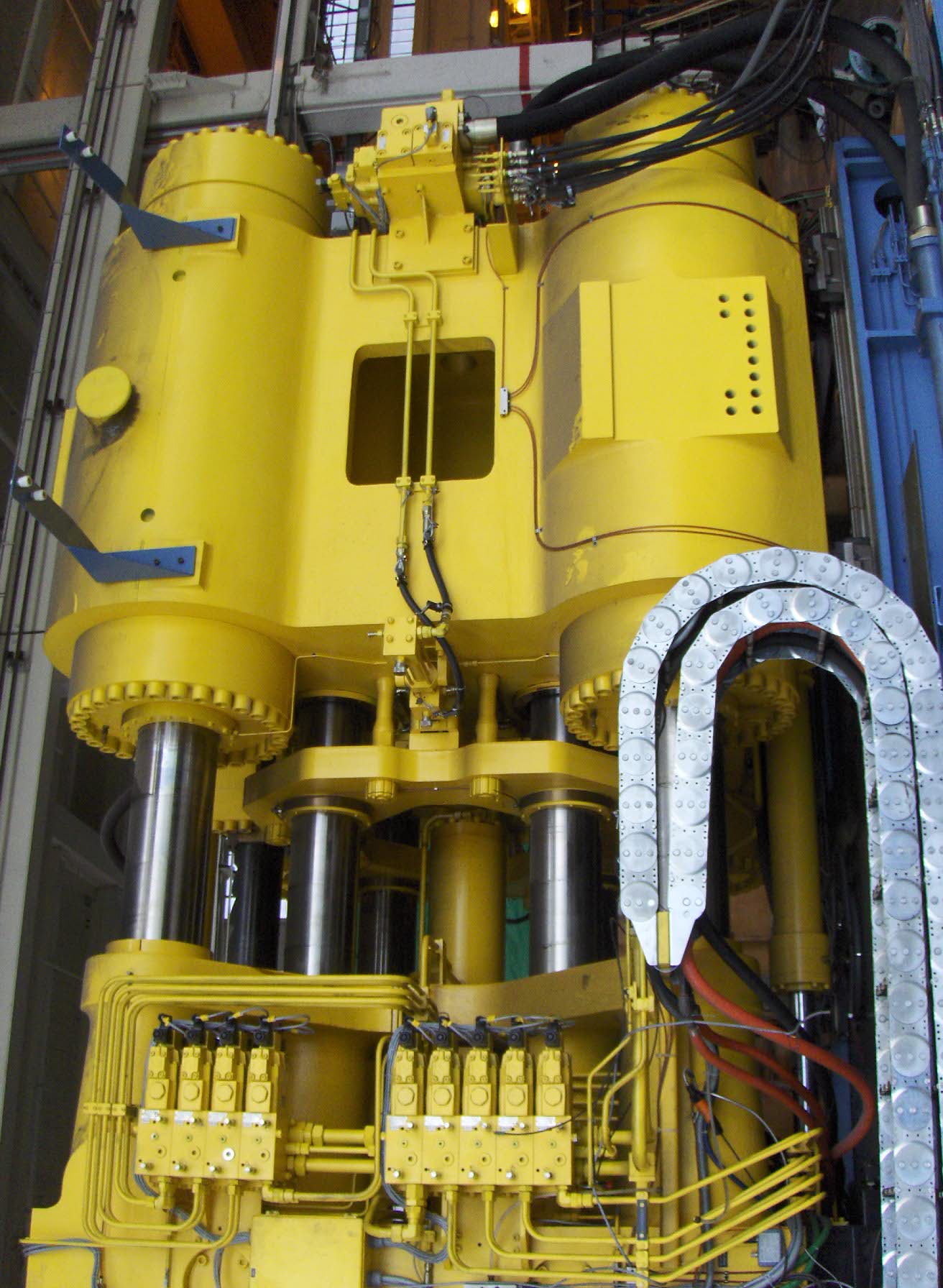 Used 2,000 Ton Engel Hydraulic Press; 4 Post Dn-Acting; Mint; Mfg. 1995