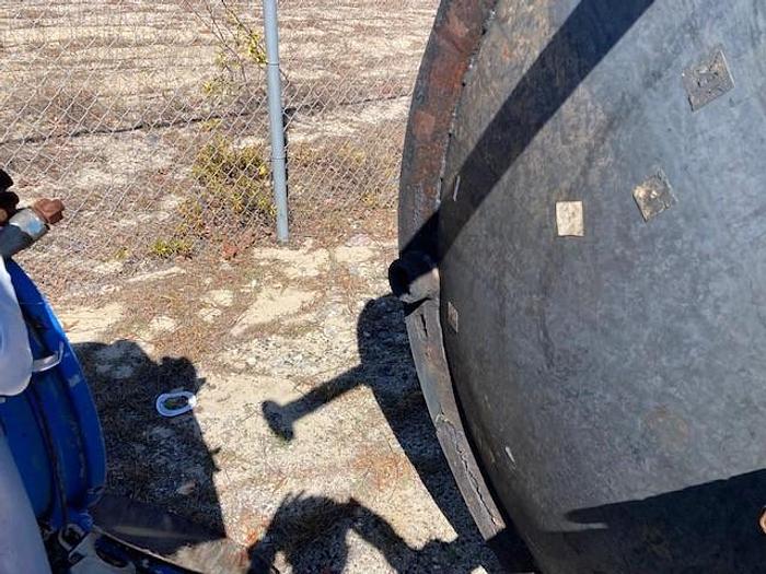 Used 1500 GALLON VERTICAL STAINLESS STEEL JACKETED MIX TANK