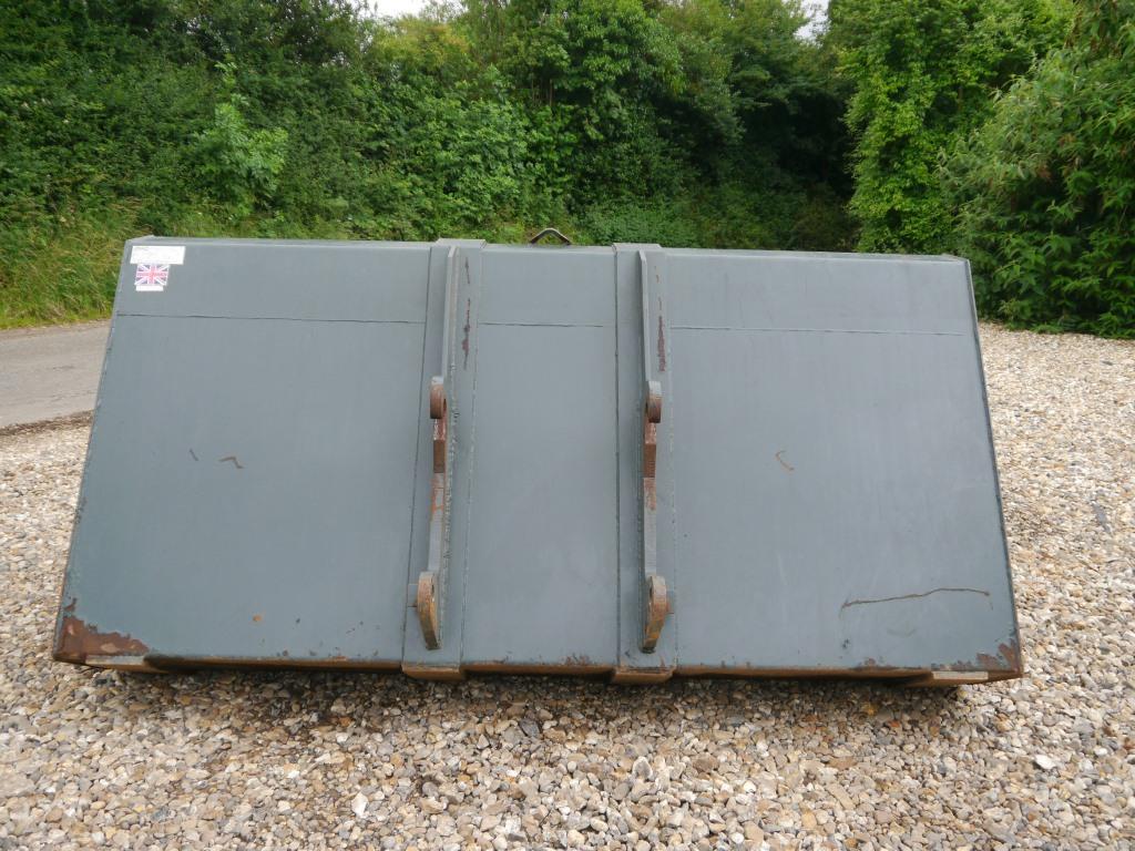 Used Suton 3 Ton Grain Bucket for Sale at LBG Machinery, Ltd.