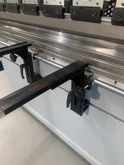 UZMA NC controlled Press brakes  30 ton - 60 ton   830mm - 2100mm