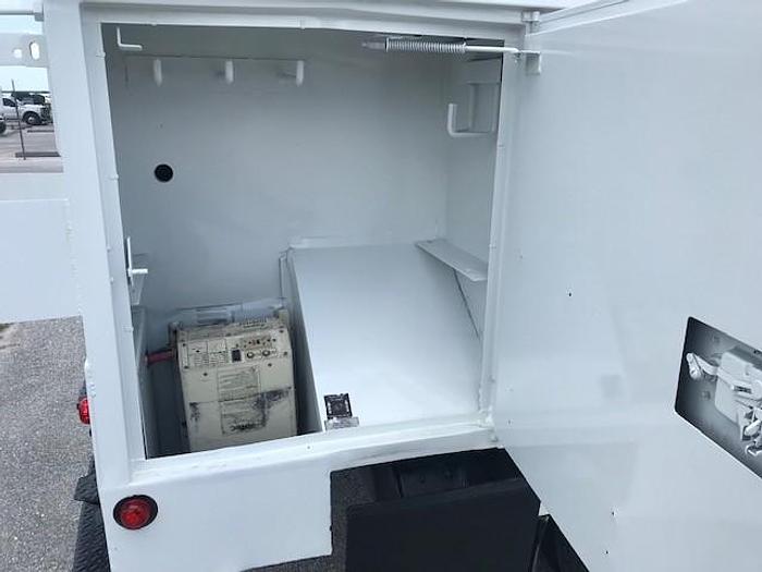 Used 2009 Ford F750 4x2 Utility Altec AM55-MH Over-Center Bucket Truck