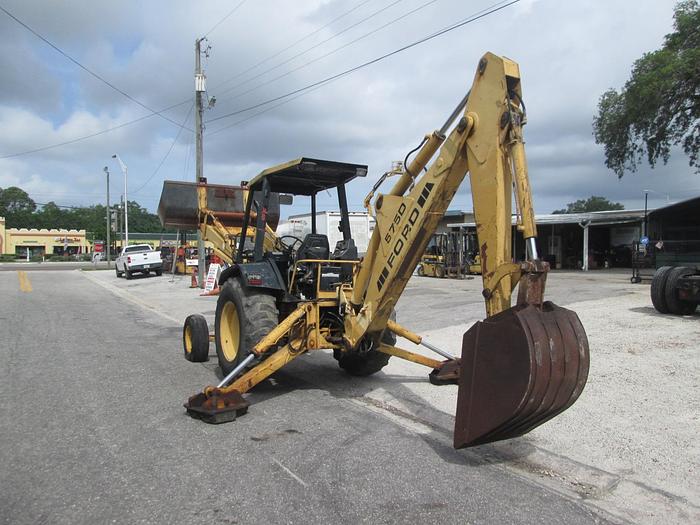 Used 1996 Ford 575D Tractor Loader Backhoe