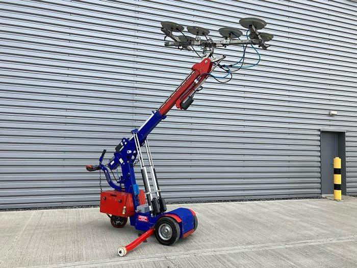 Used Sold - 07/23 - 2014 KS 600 Glazing Robot