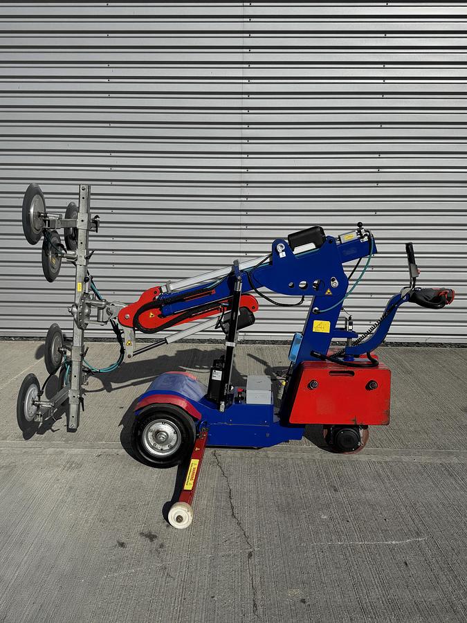Used Oscar 600 Offroad Glazing Robot