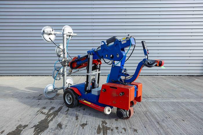 Used 2014 Oscar 600 Glazing Robot
