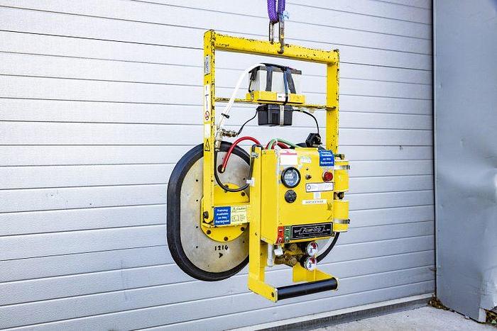 Used 2007 Wood's Powr-Grip MT2 Glass Vacuum Lifter