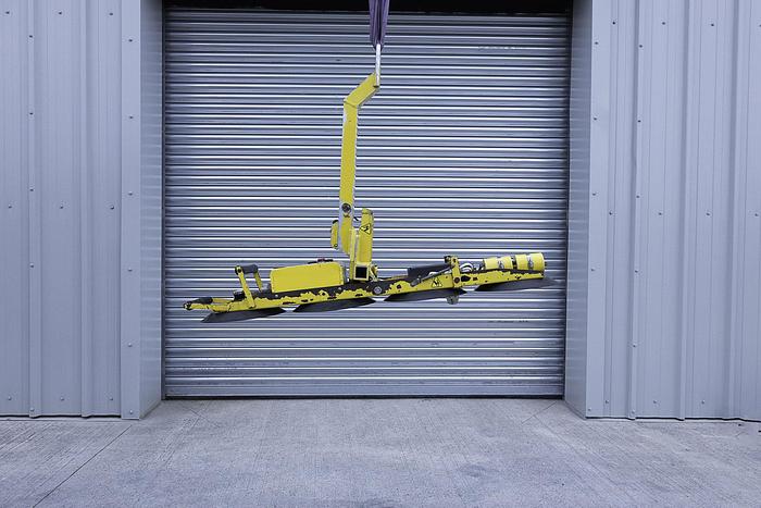 Used 2011 Wood's Powr-Grip P11104 Glass Vacuum Lifter